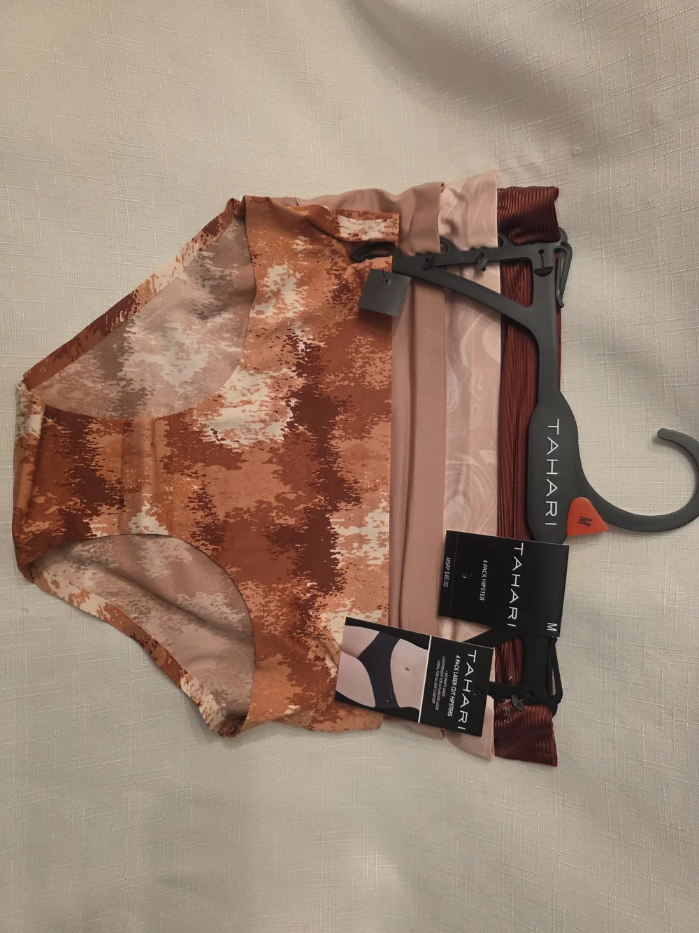 Tahari pack hipster